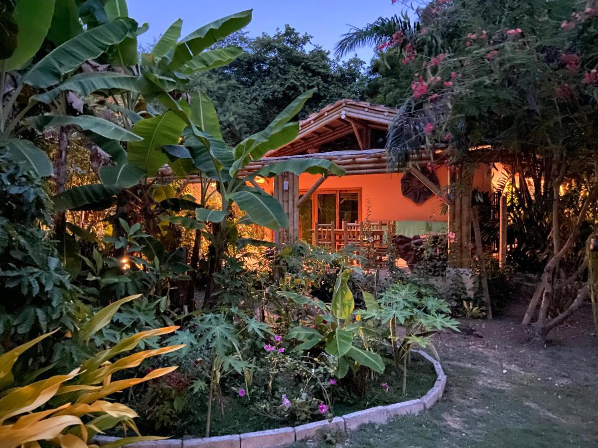 Itchimbia Garden Ayampe Montana Y Mar Villa Kültér fotó
