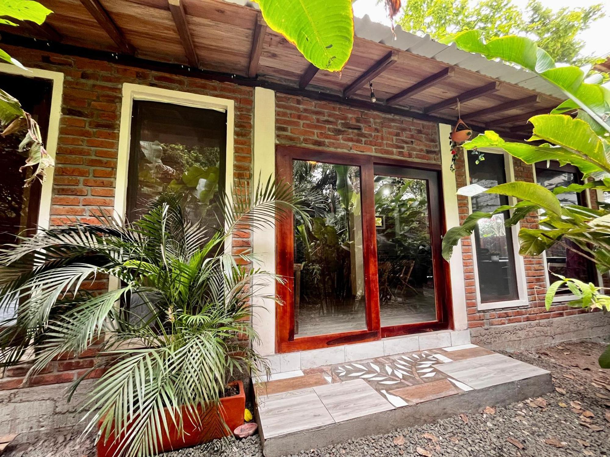 Itchimbia Garden Ayampe Montana Y Mar Villa Kültér fotó